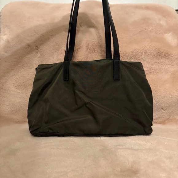 Vintage prada nylon shoulder bag - Picture 3 of 16